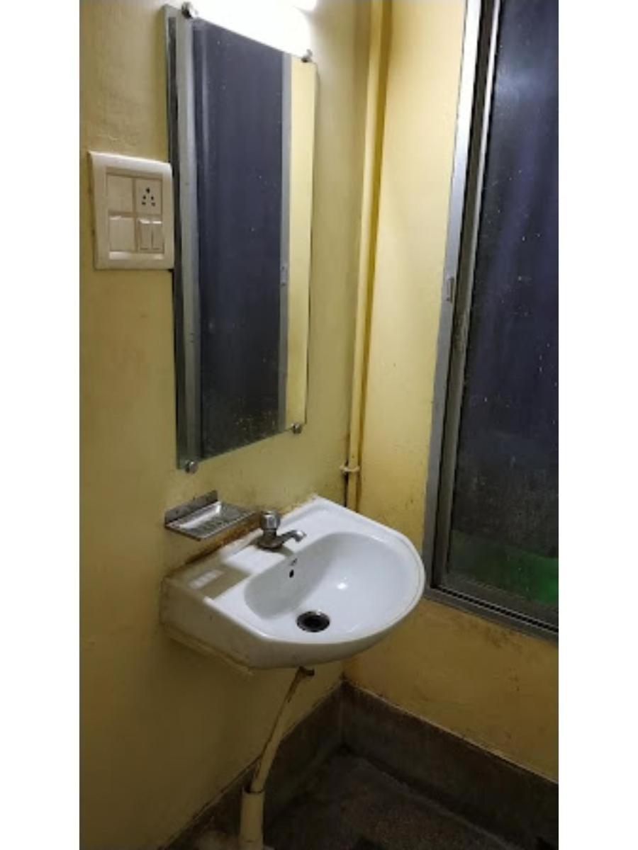 Roxy Inn,Cuttack Dış mekan fotoğraf