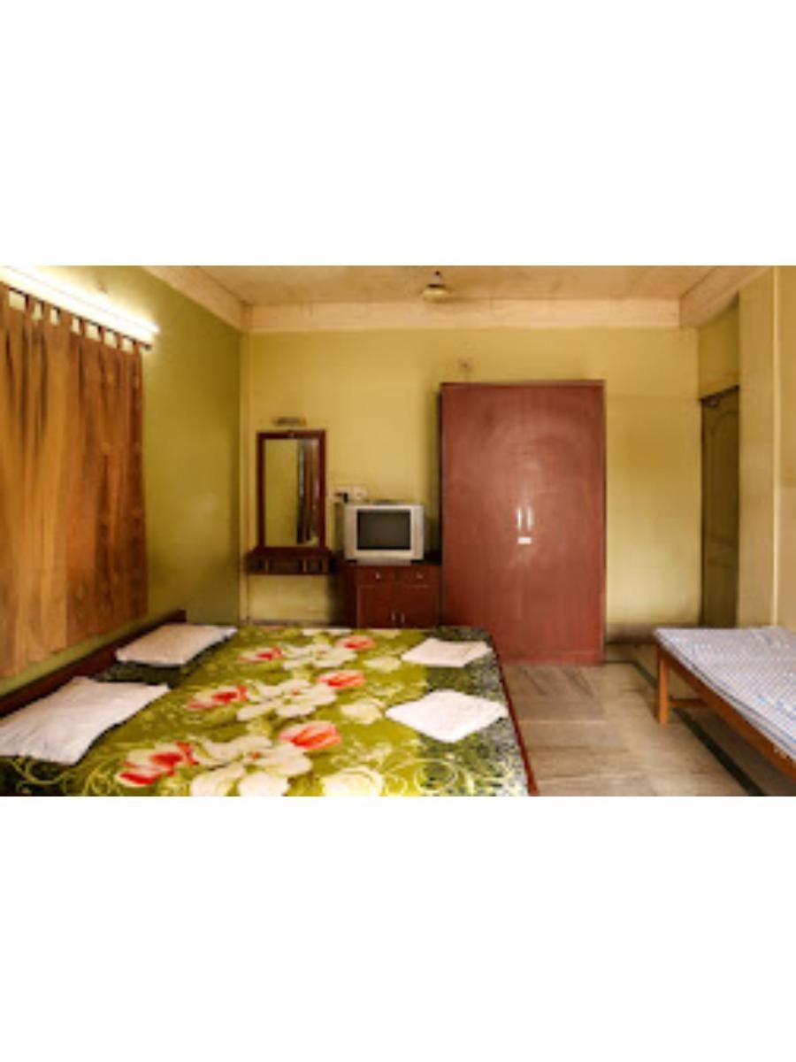 Roxy Inn,Cuttack Dış mekan fotoğraf